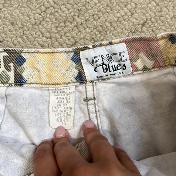 VINTAGE SOUTHWEST BARBIE DENIM SHORTS - Picture 3 of 4